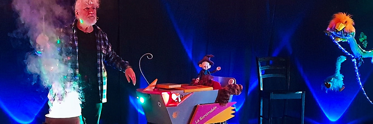 La Sorcimobile, spectacle de contes de Jean-Marc Derouen